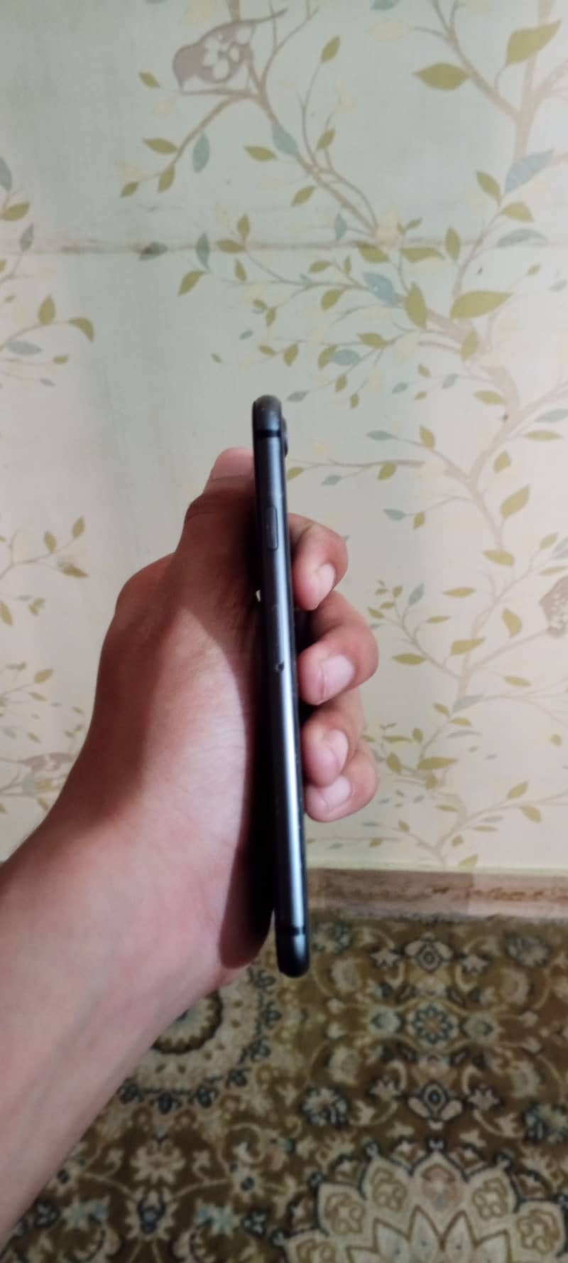 Apple iPhone 8 5