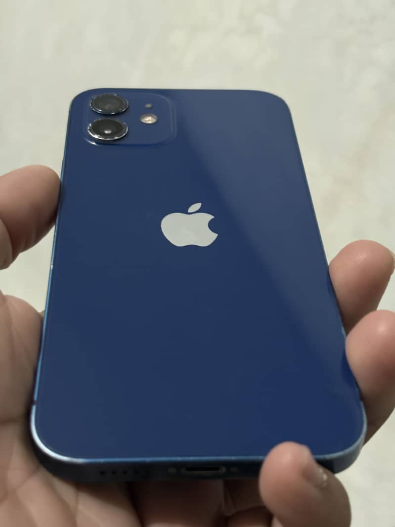 Apple iPhone 12 5