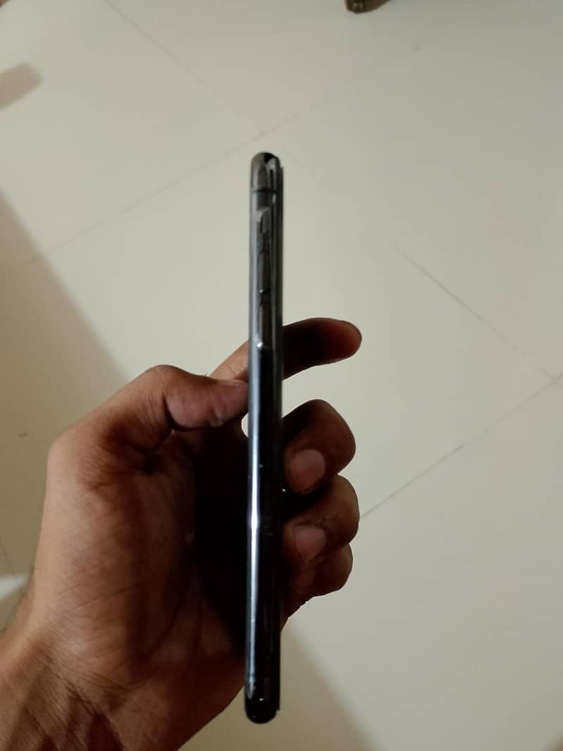 Apple iPhone X 1