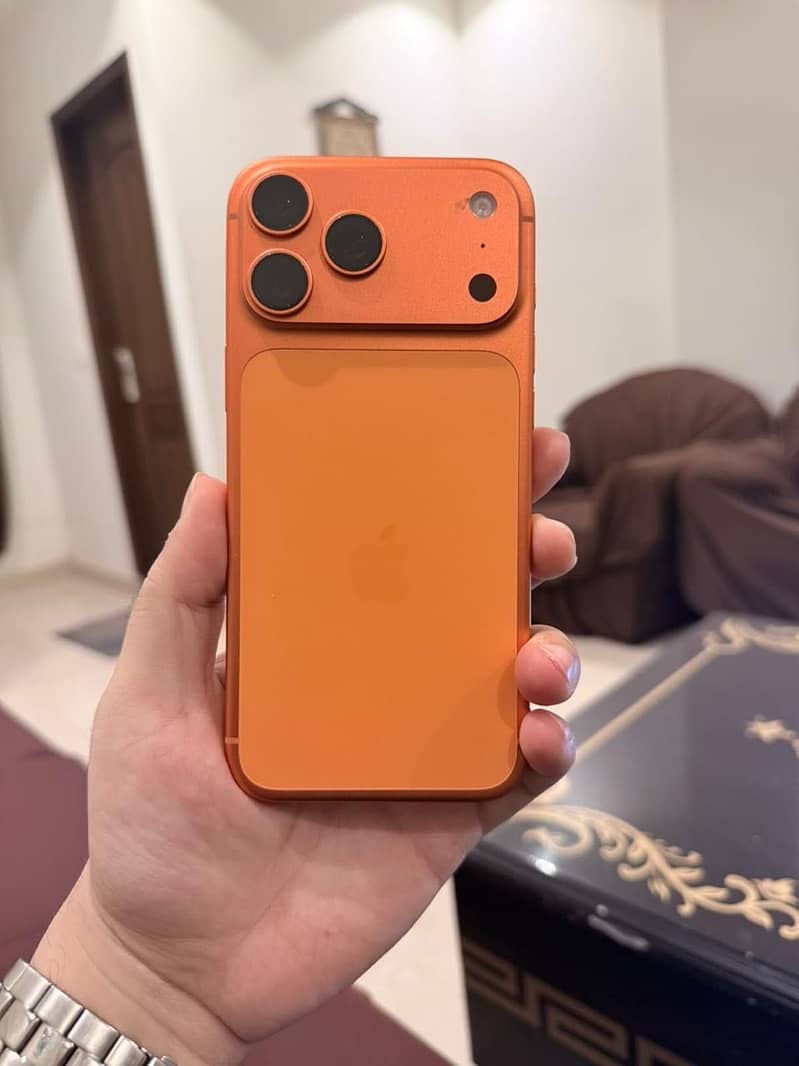 Apple iPhone 17 Pro Max 5