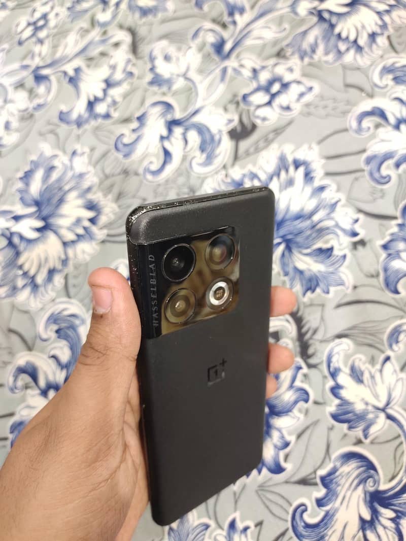 One Plus 10 Pro 5g 4
