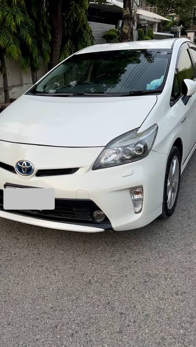 Toyota Prius 2016 G Turing