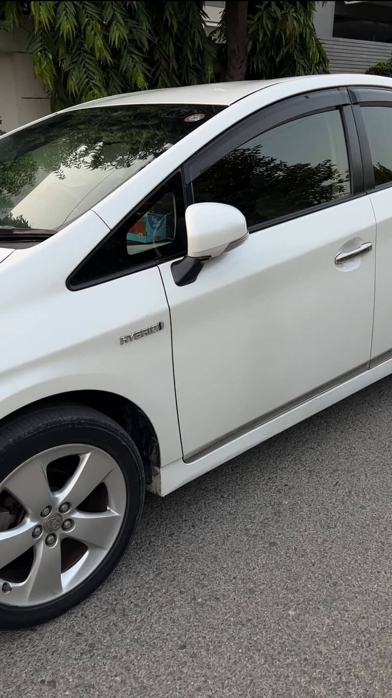 Toyota Prius 2016 G Turing - Cars - 1120810145