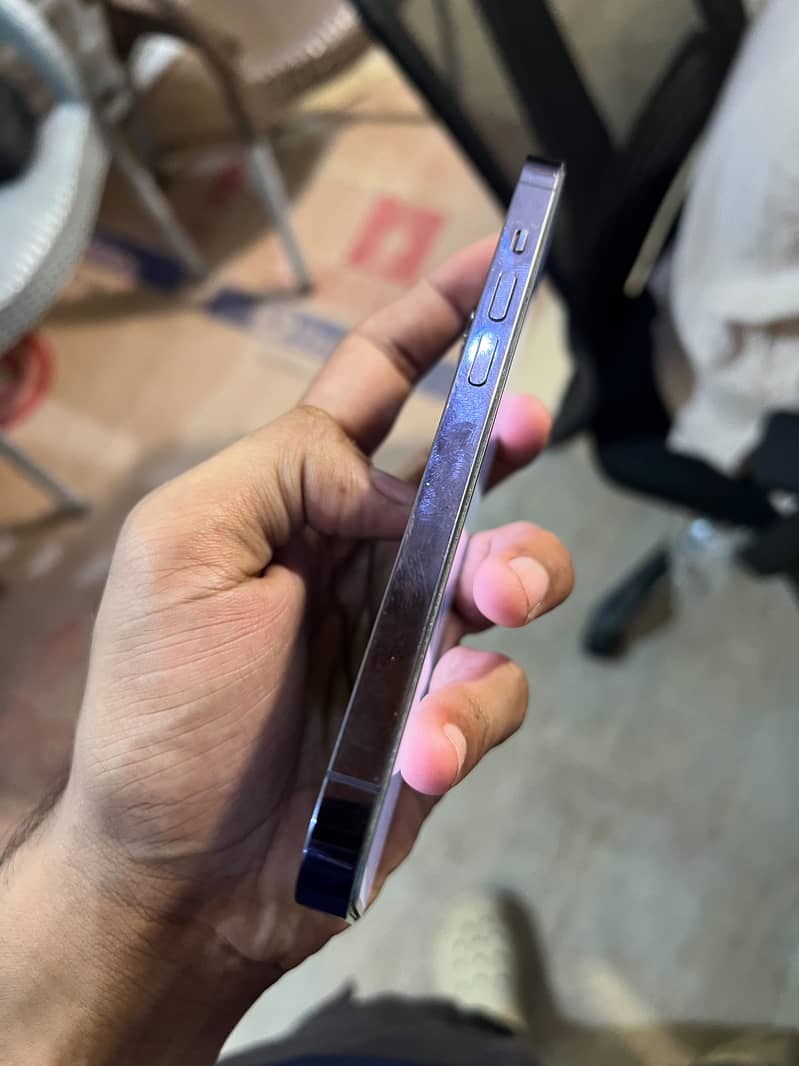 Apple iPhone 14 Pro 3