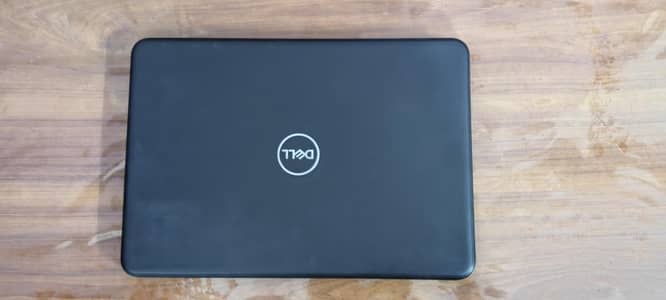 Dell Latitude 3300 i3 7th gen 8gb 256gb