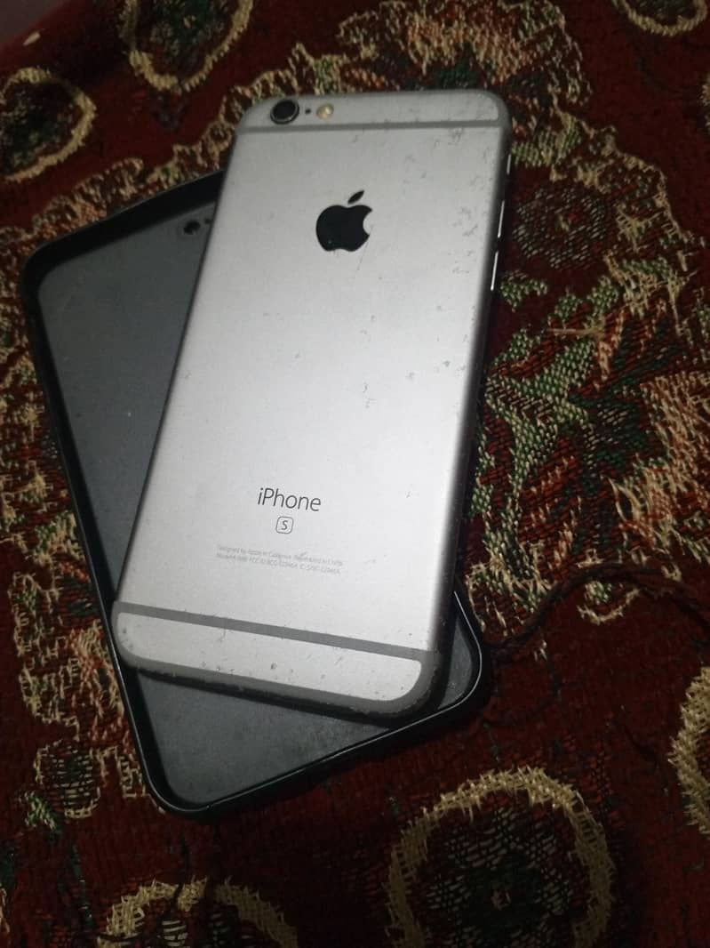 Apple iPhone 6S 1