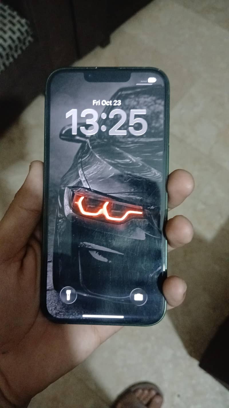 Apple iPhone 13 1