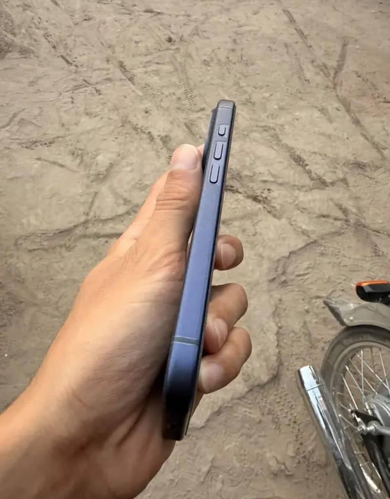 Apple iPhone 17 Pro 3