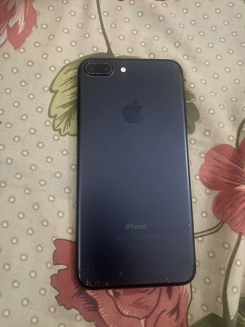 Apple iPhone 7 Plus 0