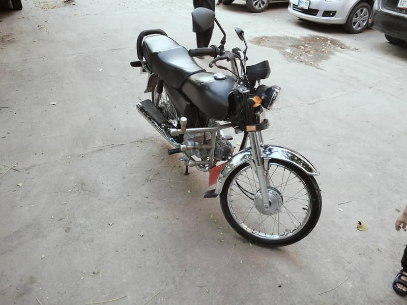 Honda CD 70 4