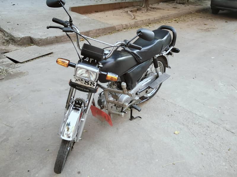 Honda CD 70 5