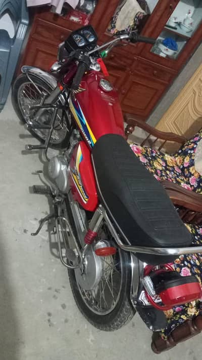Honda 125 bike urgent sale