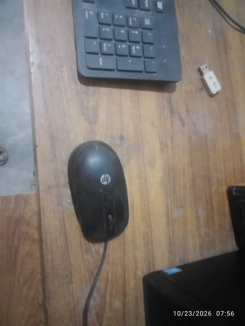 HP Desktop PC 7
