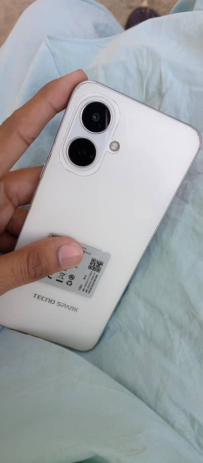 tecno spark go 2