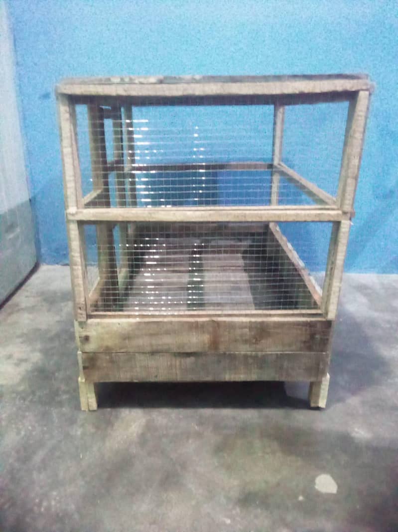 hen's cage 3