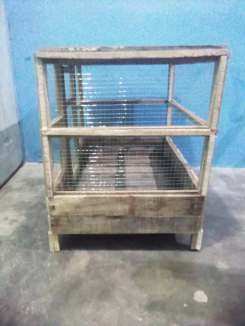 hen's cage — photo 4