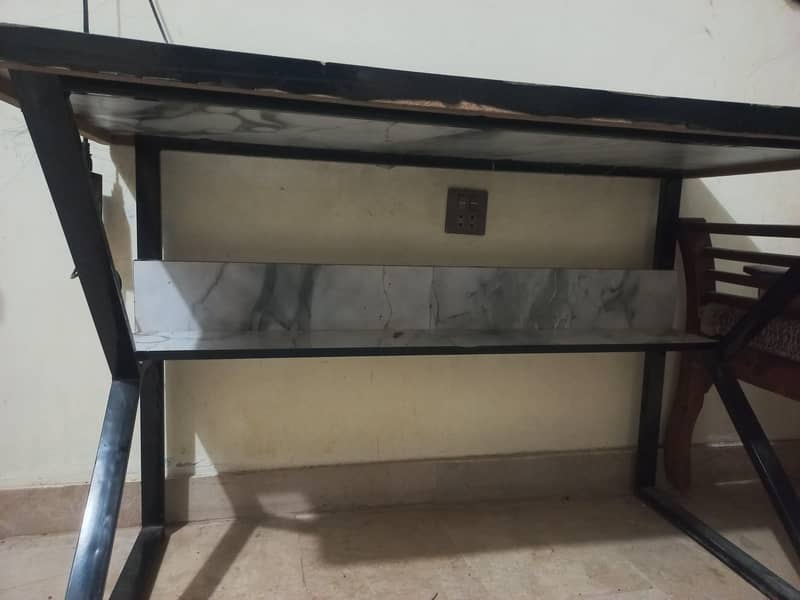 gaming table for computer led consoles 1