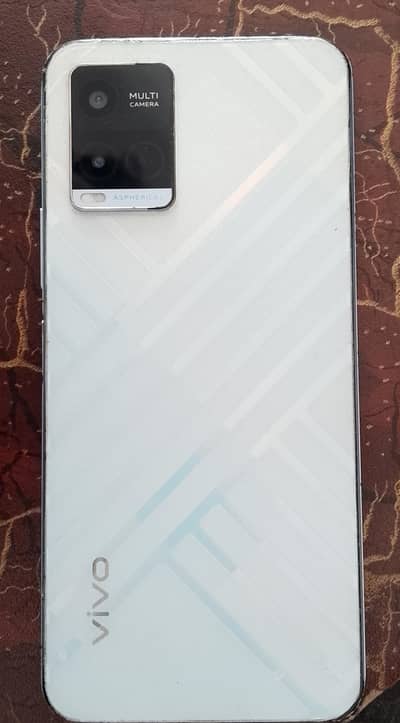 Vivo Y21