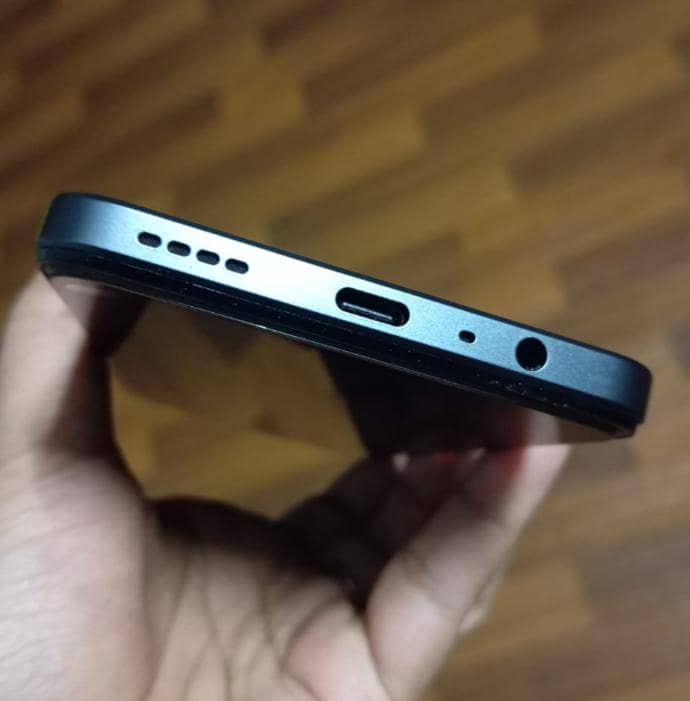 Realme C71 3