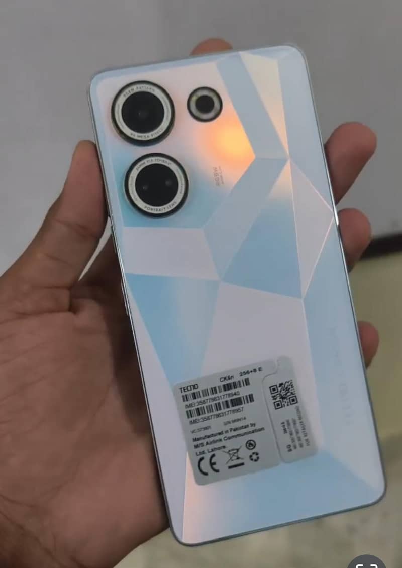 Tecno CAMON 20 0
