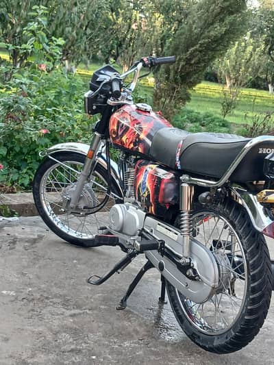 Honda . 125.2025 peshawar number