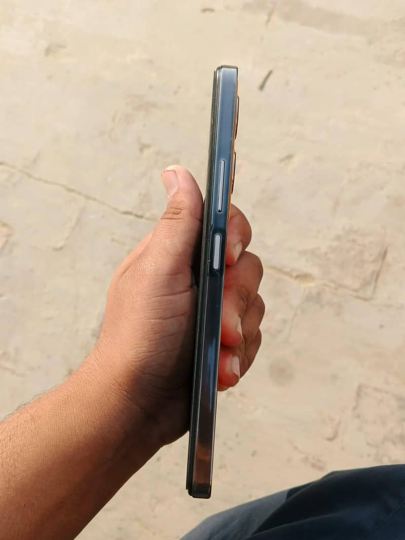 Infinix Note 30 4