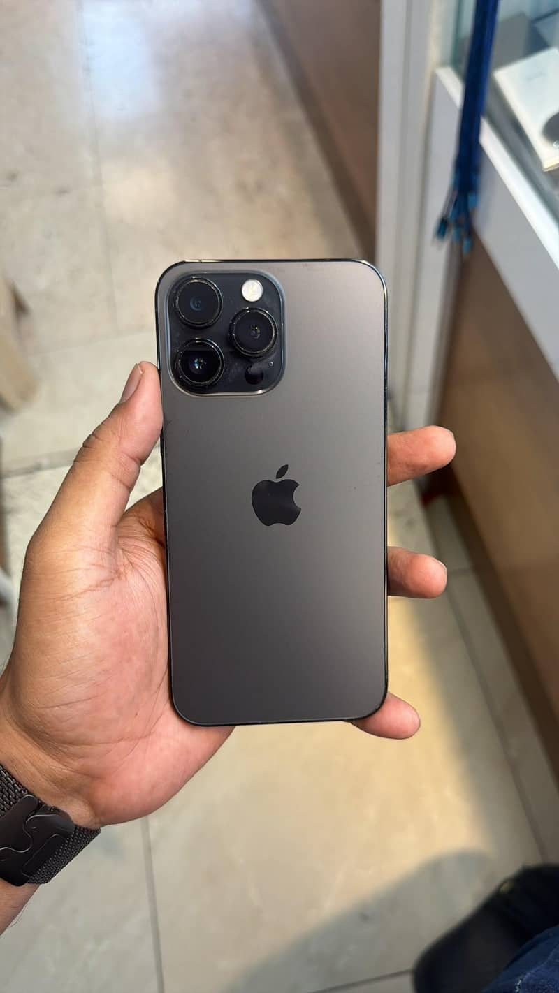 Apple iPhone 14 Pro Max 0