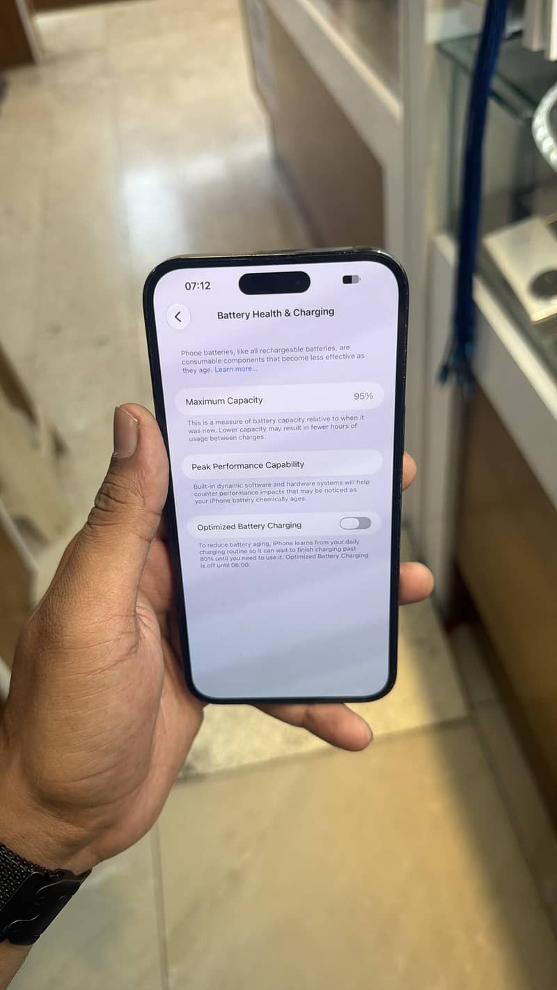 Apple iPhone 14 Pro Max 1