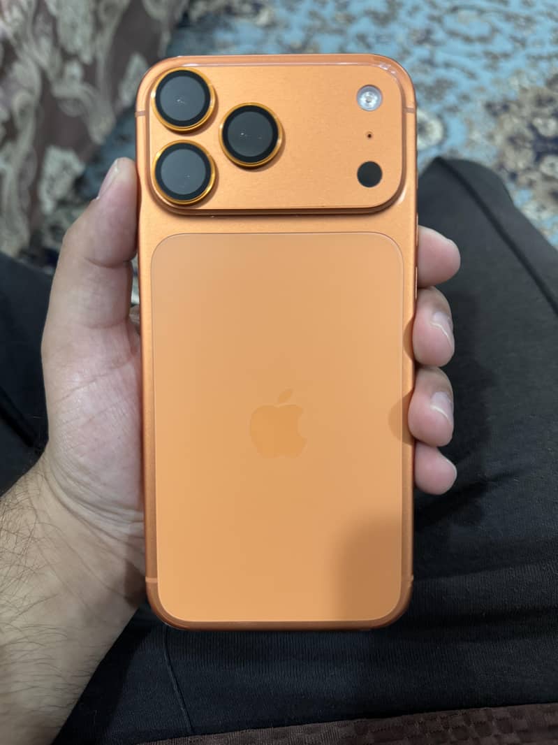 Apple iPhone 17 Pro Max 0