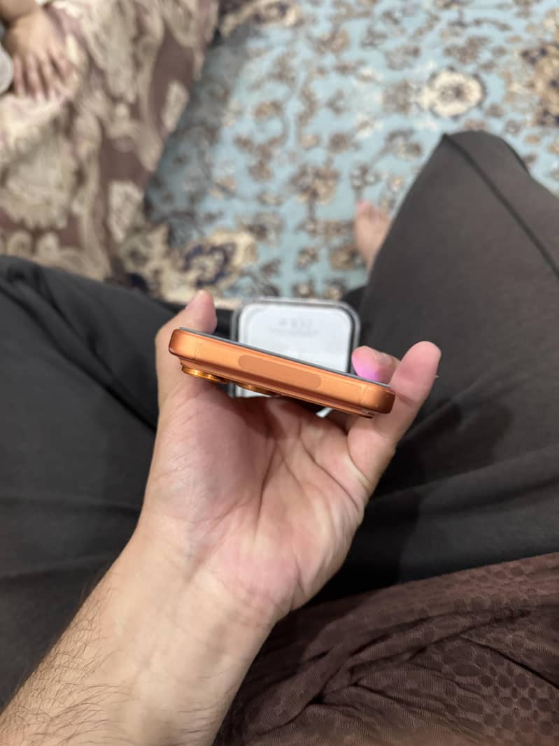 Apple iPhone 17 Pro Max 2