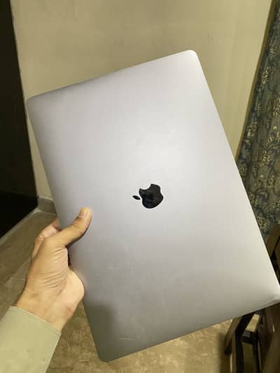 Apple MacBook Pro 16-inch (2019) | Core i7 | 16GB RAM | 512GB SSD