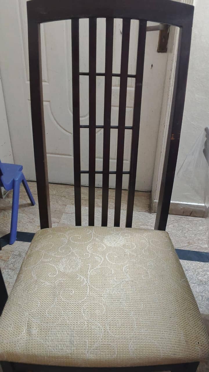6 Seater Dinning Table Set 3