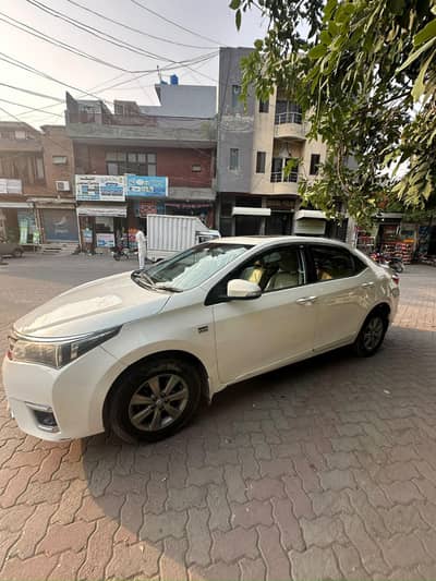Toyota Altis Grande 2016