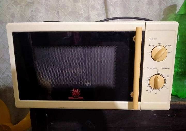 Microwave Oven 0