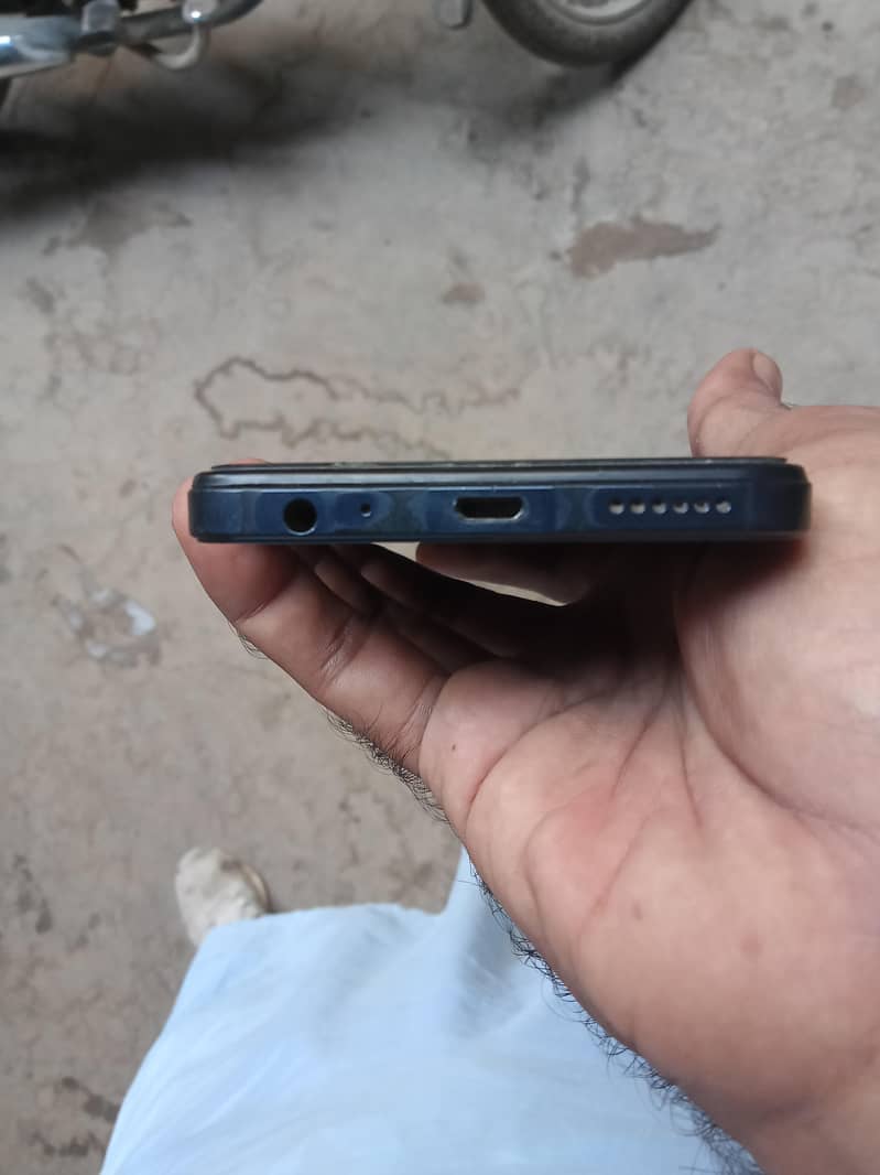 Infinix Smart 7 3