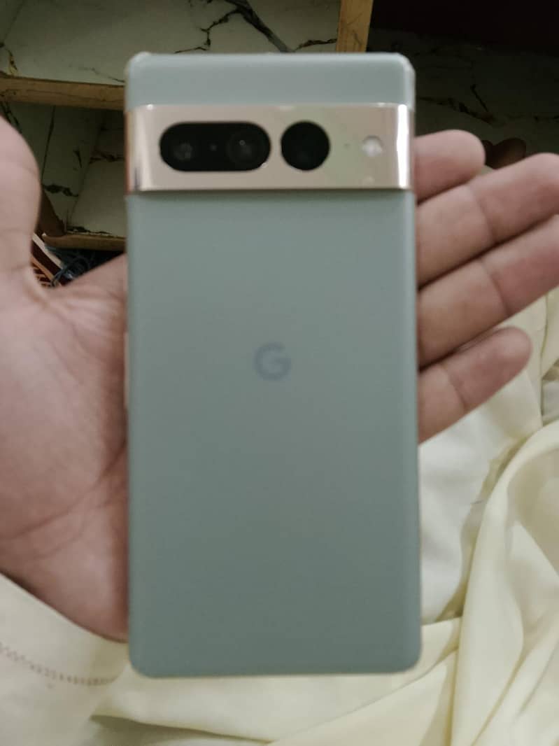 Google Pixel 7 Pro 2