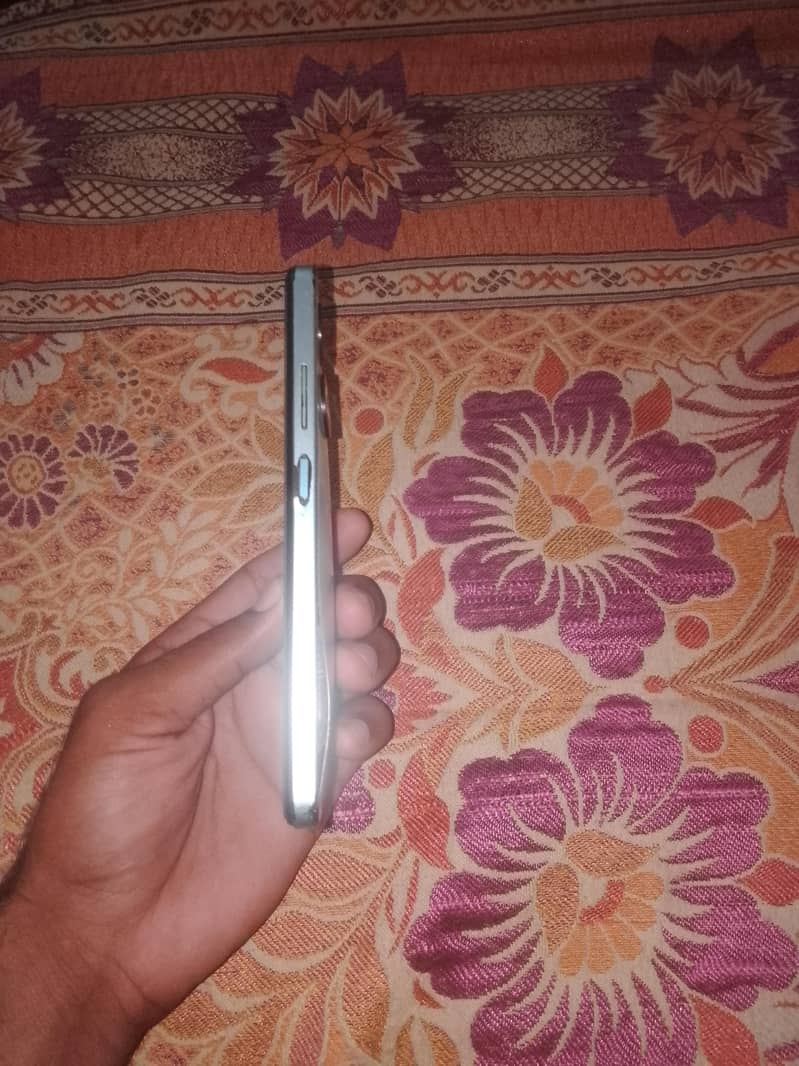 Infinix Smart 8 4