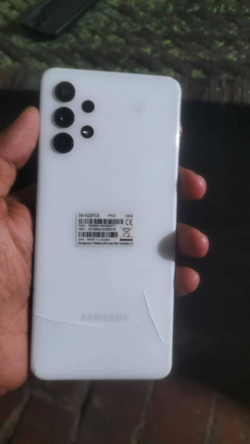 Samsung Mobile A32 1