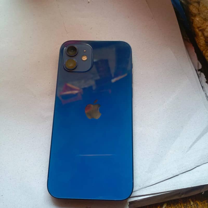 Apple iPhone 12 0