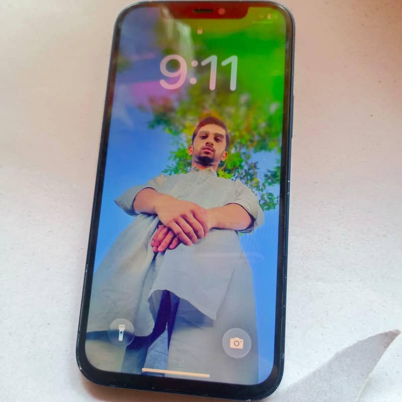 Apple iPhone 12 2