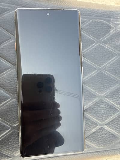 Tecno camon 40 pro