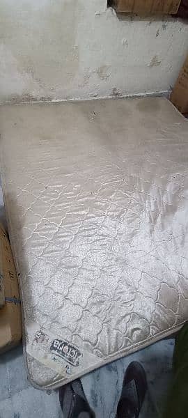7 inch spring mattress urgent sale