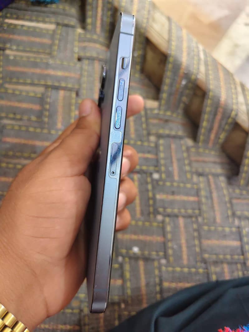iphone 13 pro max 3
