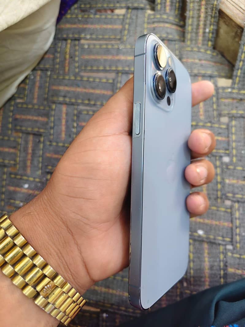 iphone 13 pro max 5