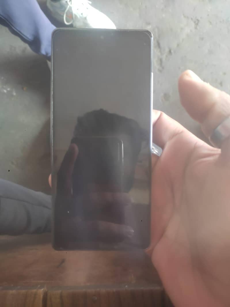 Infinix Note 40 5