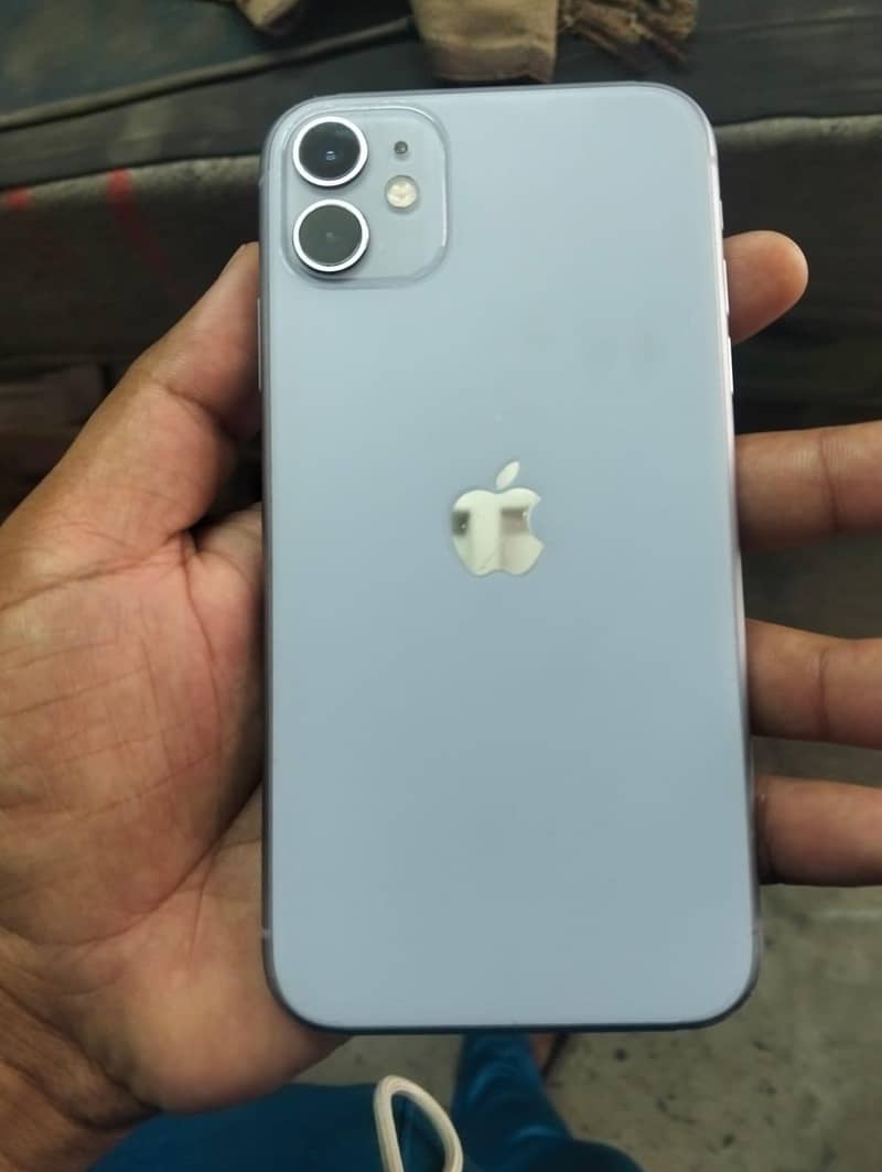 Apple iPhone 11 0
