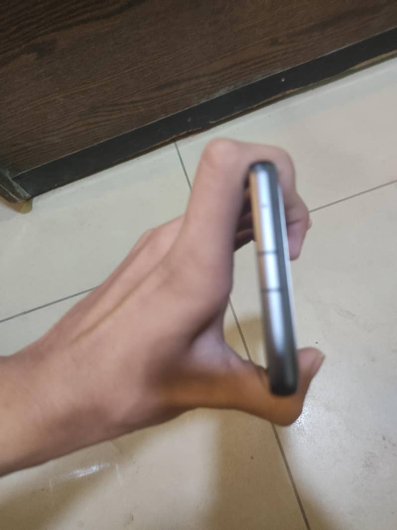 Google Pixel 7a 3