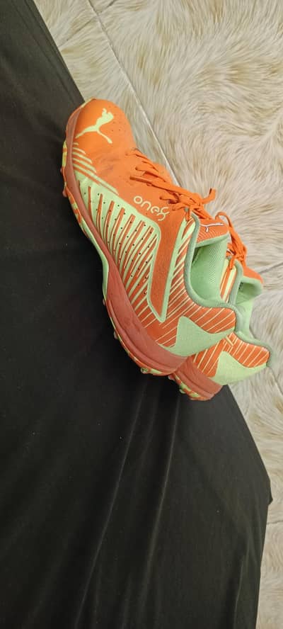 puma cricket gripper