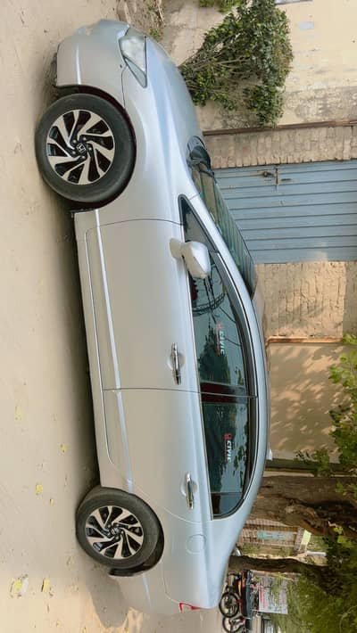 Honda Civic Reborn VTi Oriel 1.8 i-VTEC — 2013