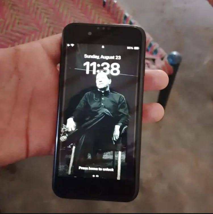 Apple iPhone SE 2
